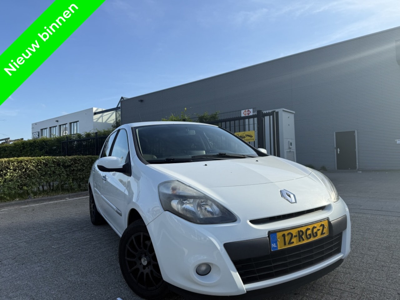 Renault Clio - 1.5 dCi Navigatie|Clima|Sport Velgen - AutoWereld.nl
