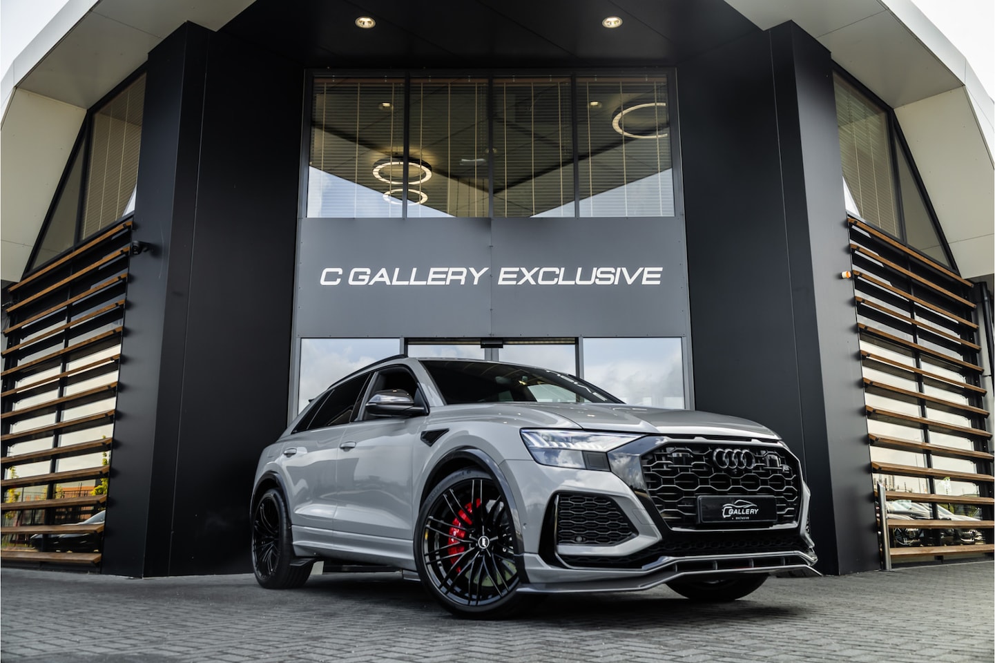 Audi RSQ8 - SR ABT 4.0 TFSI quattro - RS Dynamic + | Panorama | B&O | Stoelkoeling & Massage - AutoWereld.nl