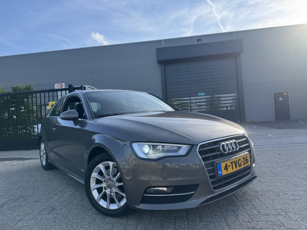 Audi A3 Sportback - 1.6 TDI Navigatie|Clima|Dodehoek 2014 - AutoWereld.nl