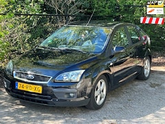 Ford Focus - 1.6-16V First Edition