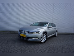 Volkswagen Passat Variant - 1.6 TDI Business Edition Climate / Navi / Cruise / LED / Parkeers. / Trekhaak / Lm velgen