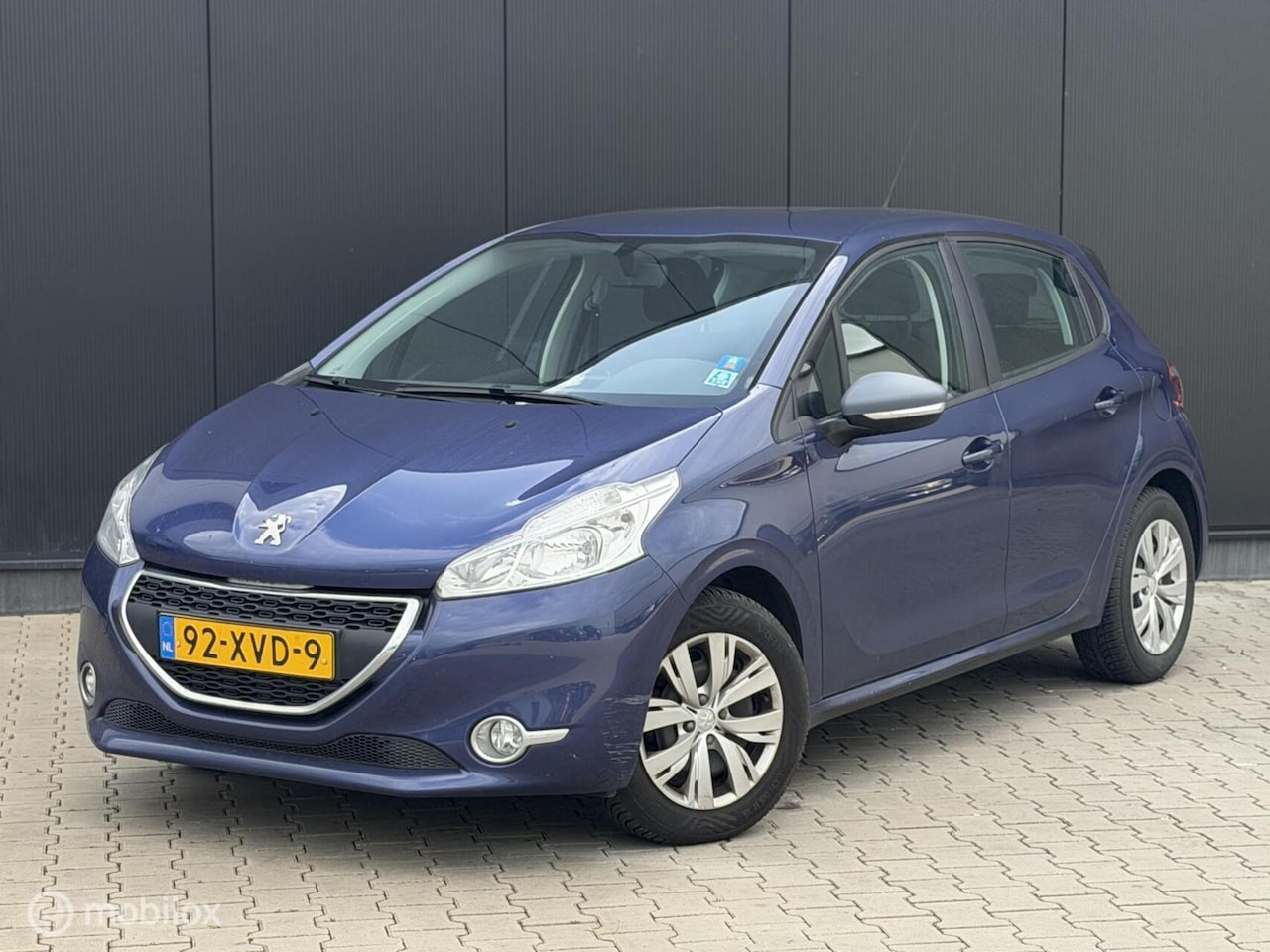 Peugeot 208 - 1.2 82PK Active | AIRCO | CRUISE | 5 DEURS | - AutoWereld.nl