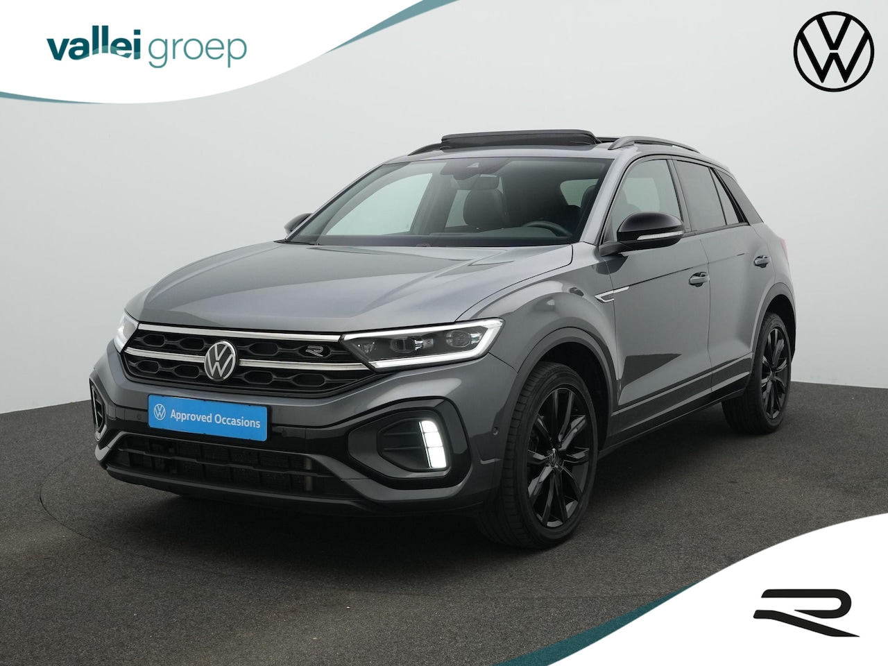 Volkswagen T-Roc - 1.5 TSI 150 pk DSG R-Line | Panoramadak | Achteruitrijcamera | Adaptive Cruise | Stoelverw - AutoWereld.nl
