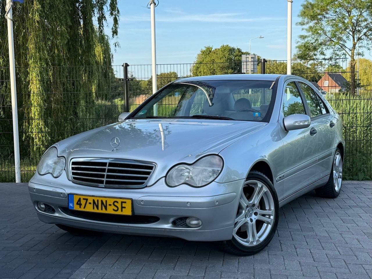 Mercedes-Benz C-klasse - 180 K. CLIMA / CRUISE / PDC / TREKHAAK / NAP - AutoWereld.nl