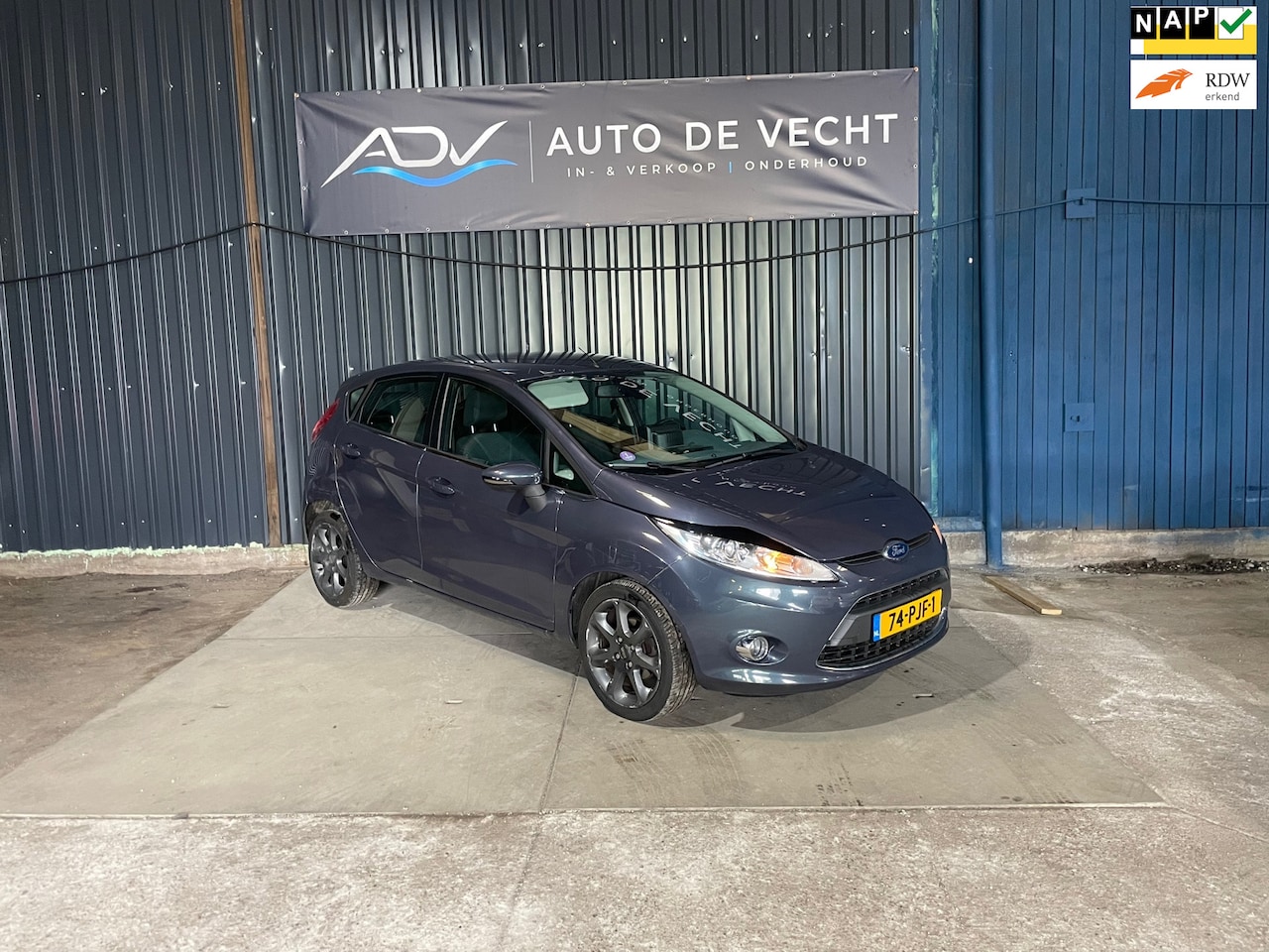 Ford Fiesta - 1.25 Titanium - INRUIL VERKREGEN - LICHTE SCHADE ZIE FOTOS - AutoWereld.nl