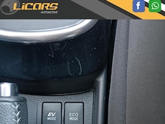 Toyota Yaris - 1.5 Hybrid Bi Tone Camera/all season/stoelverwarming
