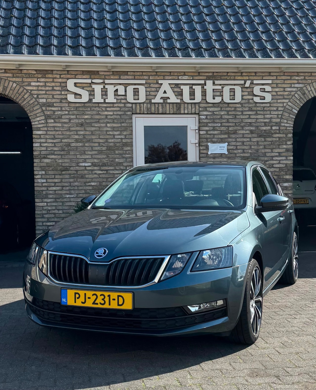 Skoda Octavia - 1.0 TSI Bj 2017 Prachtige ruime auto - AutoWereld.nl