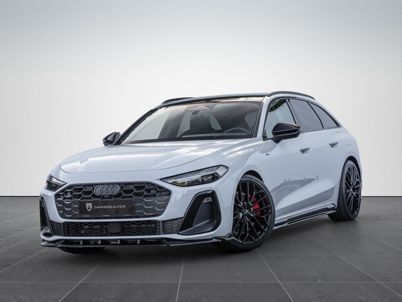 Audi A5 Avant - 2.0 e-hybrid Quattro 299pk S-line Pano ACC S-stoelen Ambiente 360° Camera - AutoWereld.nl