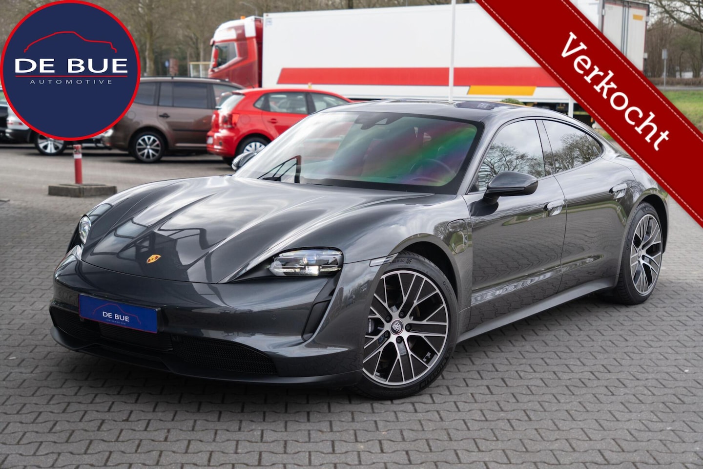 Porsche Taycan - |Org NL NAP|1ste Eig|Clanck Audio|SportStoelen|Leder Bi-Color|CarPlay|Dealer Onderhouden - AutoWereld.nl