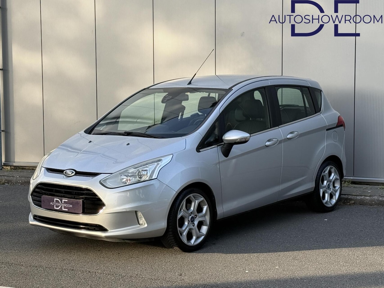 Ford B-Max - 1.0 EcoBoost Titanium| Leder | volledig onderhouden - AutoWereld.nl