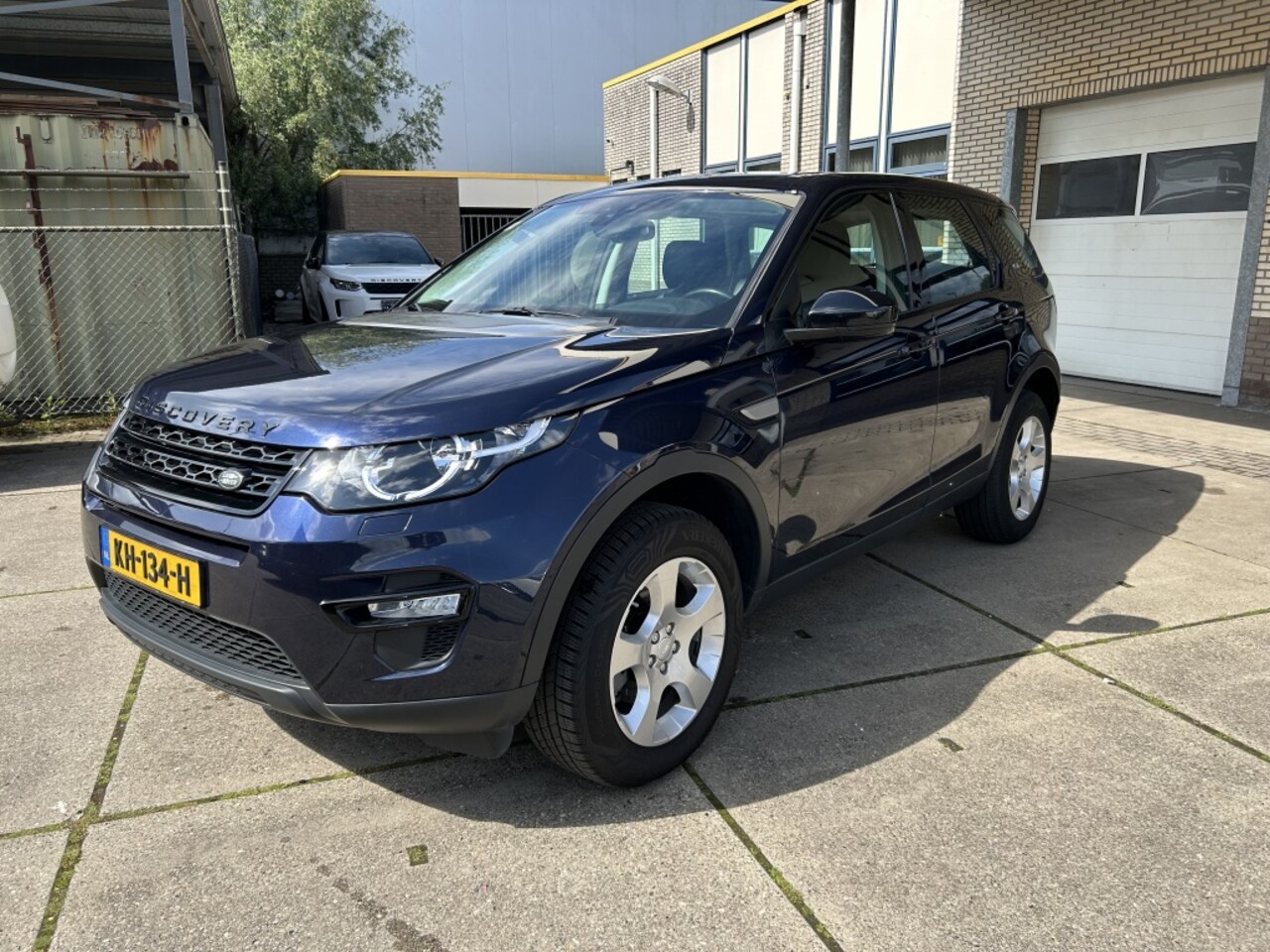 Land Rover Discovery Sport - 2.0 TD4 EC EURO 6 1e Eig 87508 KM - AutoWereld.nl