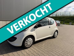 Peugeot 107 - 1.0-12V XR
