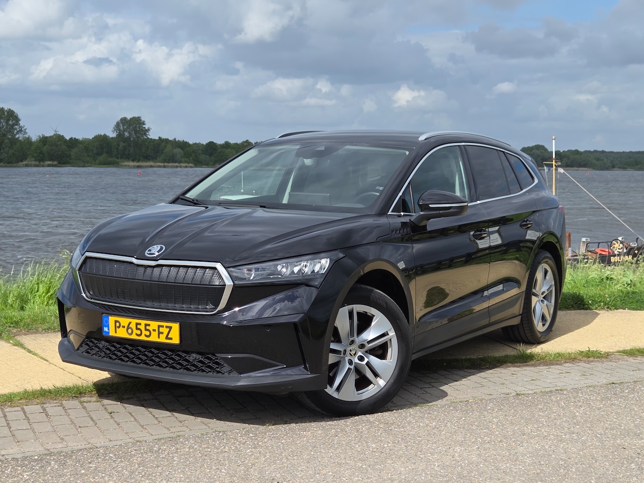 Skoda Enyaq iV - 80 Comfort, super nette auto, warmtepomp/trekhaak/cruisecontrol - AutoWereld.nl