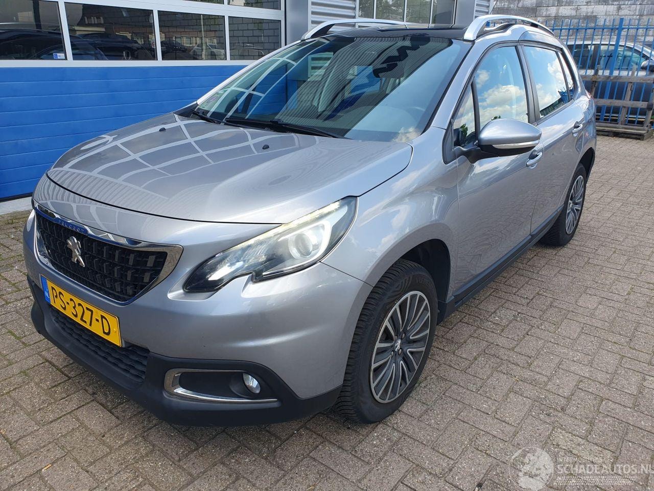 Peugeot 2008 - 1.2 PureTech Blue Lion 1.2 PureTech Blue Lion - AutoWereld.nl