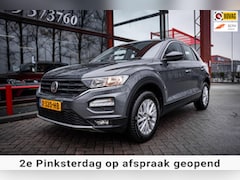 Volkswagen T-Roc - 1.5 TSI Sport | Automaat | Camera | Stoel verwarming | Car-play | Adaptieve cruise control