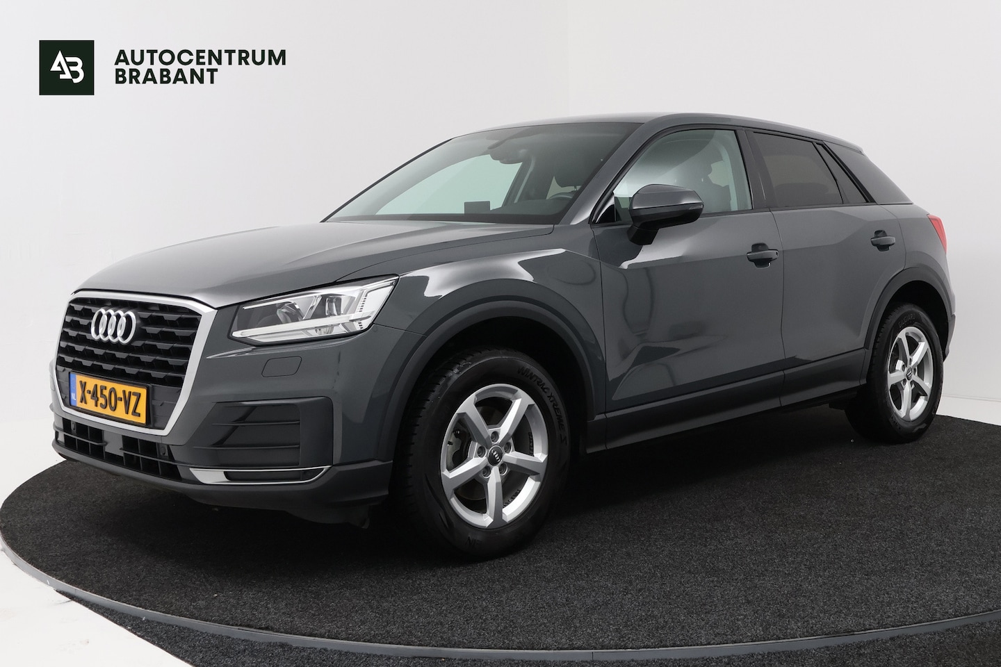 Audi Q2 - 30 TFSI S Edition (NAVIGATIE, LEDER, STOELVERWARMING, PARKEERSENSOREN) - AutoWereld.nl