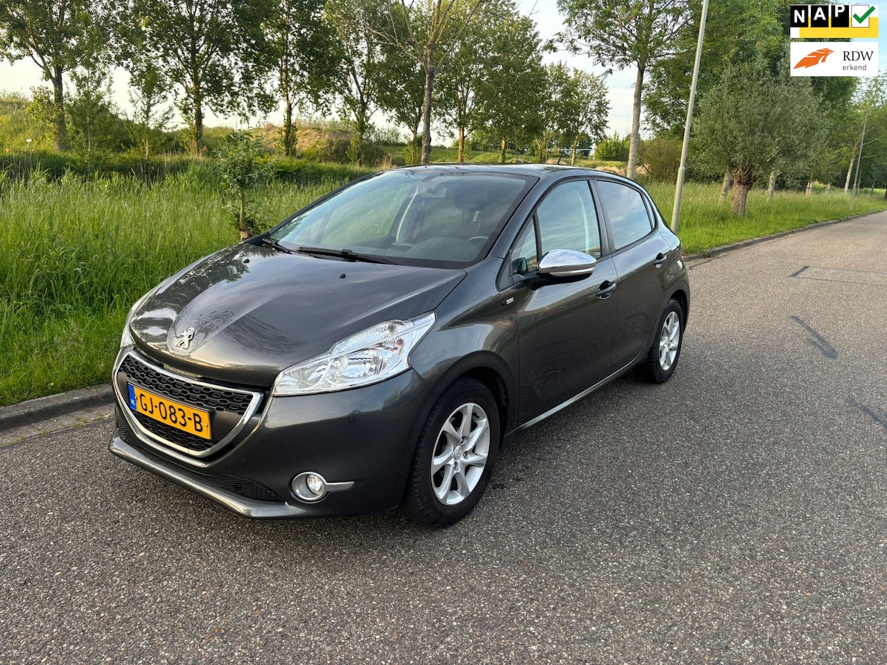 Peugeot 208 - 1.2 PureTech Style - DEALER ONDERHOUDEN! - AutoWereld.nl