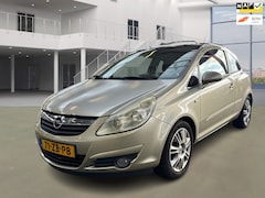 Opel Corsa - 1.4-16V Cosmo/PANO/NAVI/FIETSENDRAGER IN KENTEKEN