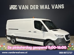 Mercedes-Benz Sprinter - 317 CDI 170pk Automaat 3500kg Trekhaak L2H1 Euro6 *Rijklaar Direct Rijden* Airco | Camera