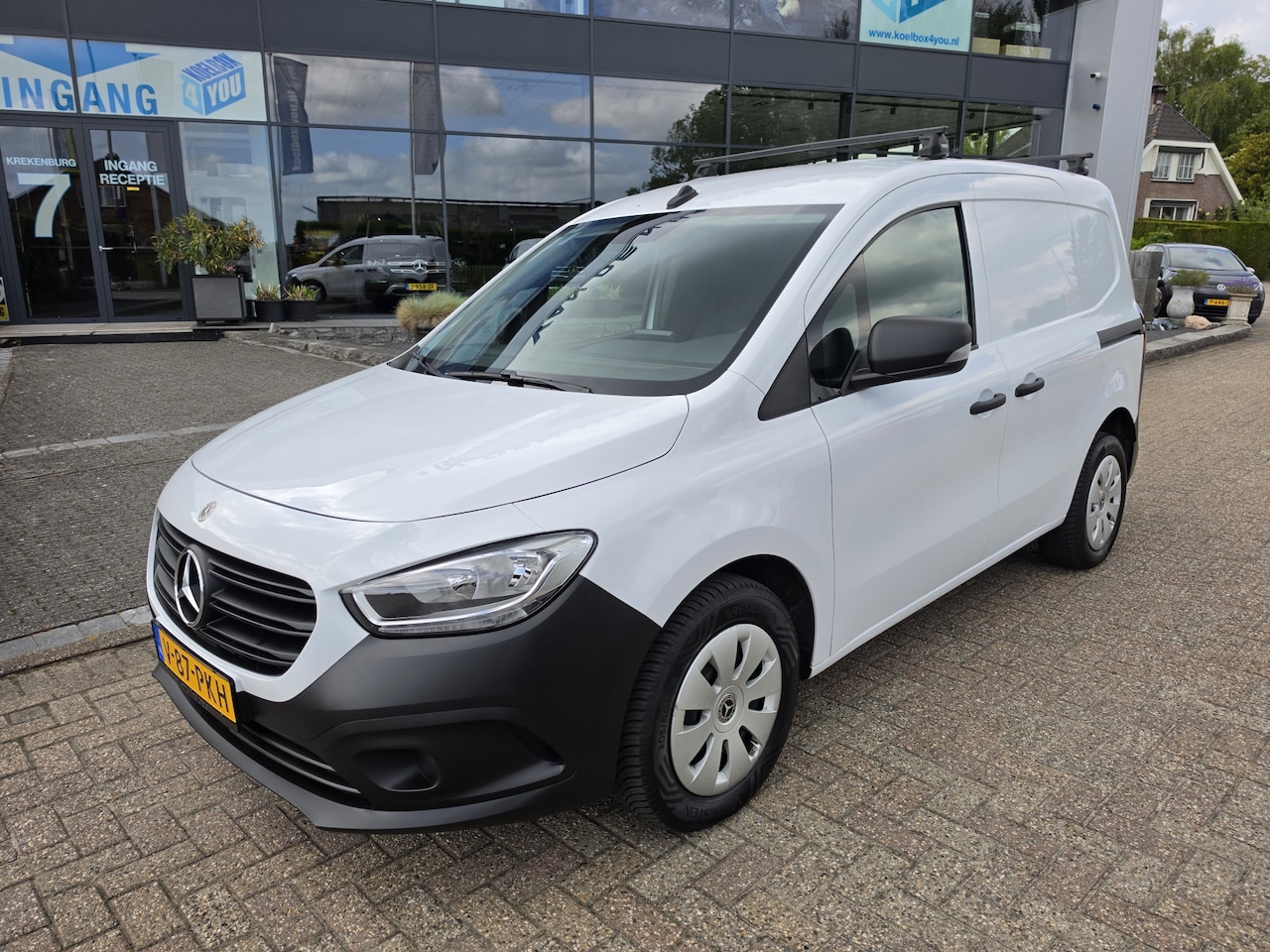 Mercedes-Benz Citan - 110 CDI L1 Pro * MBUX * Apple Car Play * Dubbele Schuifdeur * - AutoWereld.nl