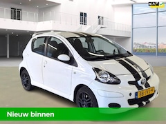 Toyota Aygo - 1.0-12V ACTIE: NU TOT €500 KORTING NAP| 5DRS| AIRCO| NIEUWE APK| 1E EIGENAAR| VELGEN| ELEK