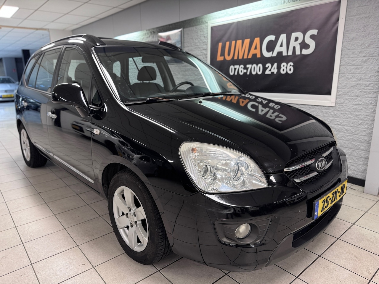 Kia Carens - 2.0 CVVT X-ecutive | Airco | Elektr. | 144pk | - AutoWereld.nl