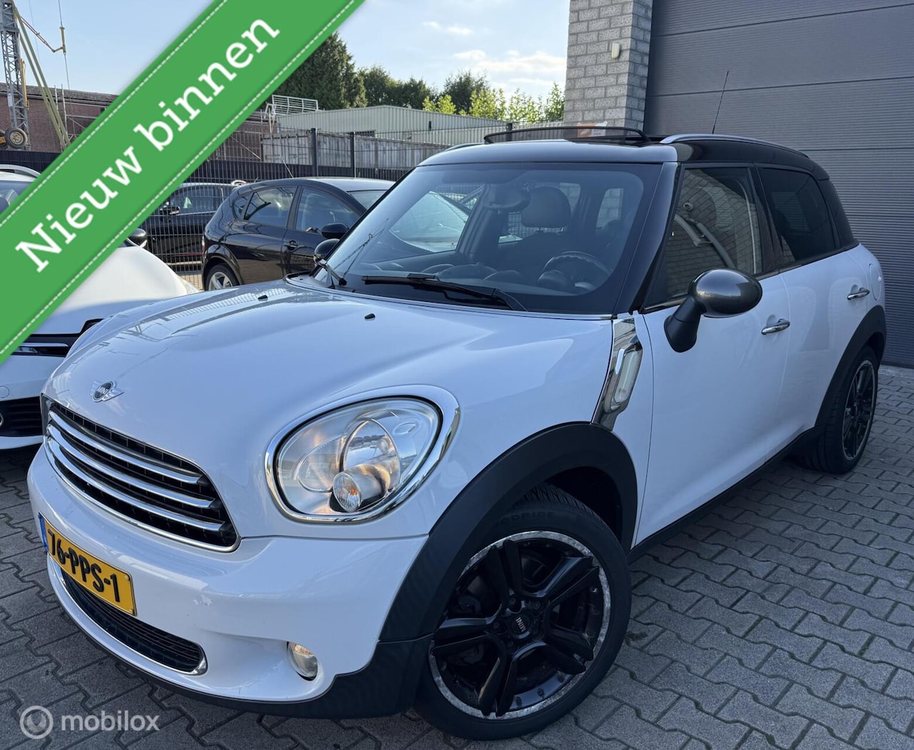 MINI Countryman - 1.6 Cooper Chili / Navi / Pano / N.A.P - AutoWereld.nl
