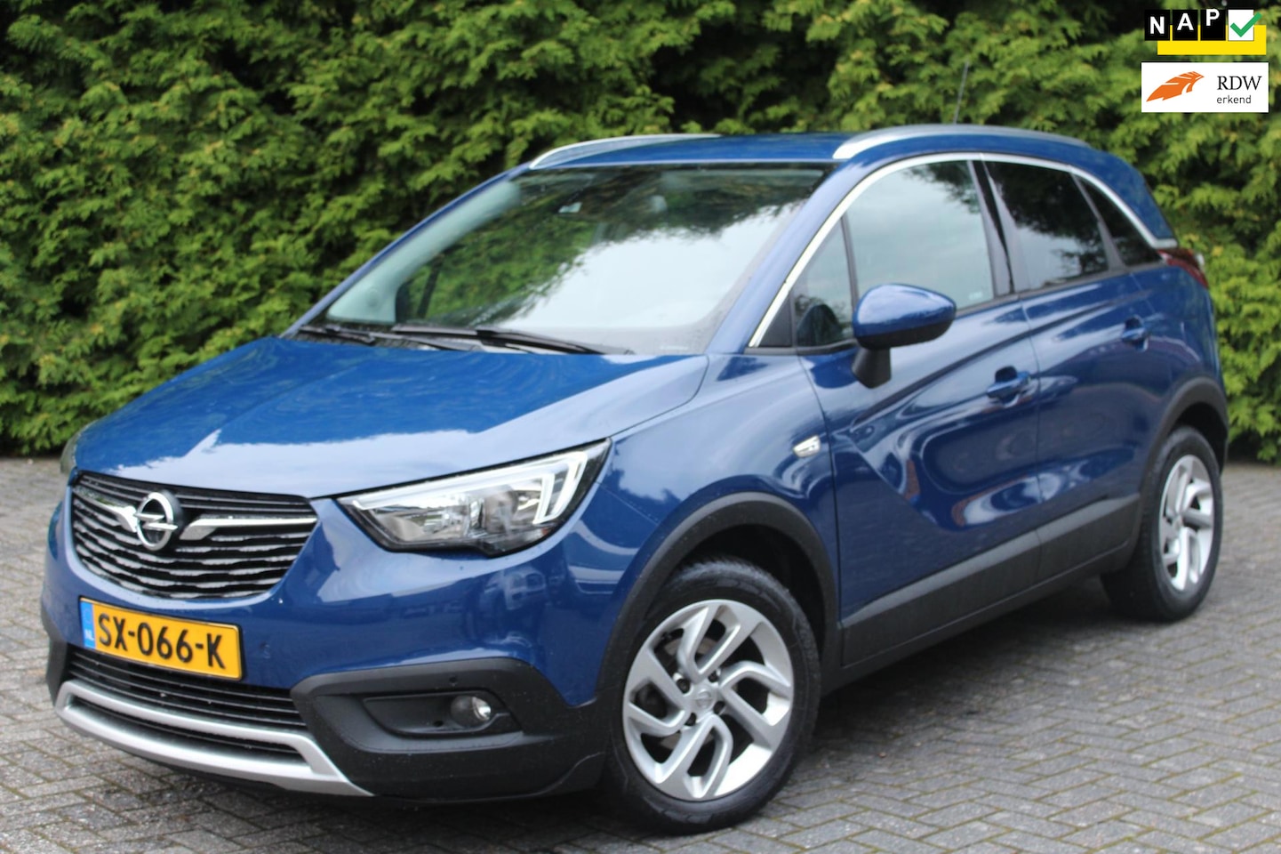 Opel Crossland X - 1.2 Innovation 82PK | Climate Control | LMV | NAVI | PDC | Lane-assistent | Stuurverwarmin - AutoWereld.nl