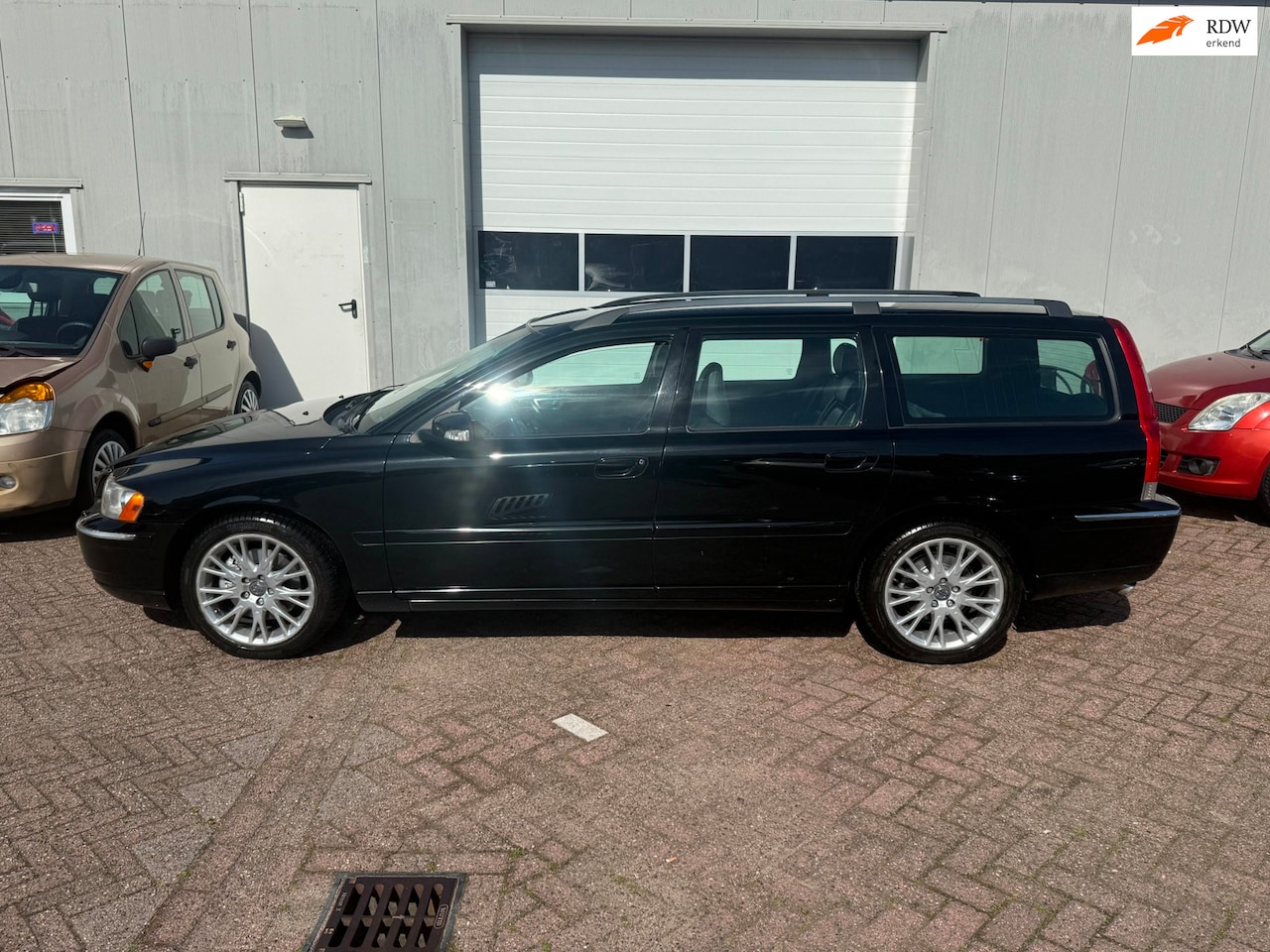 Volvo V70 - 2.4 D5 Edition AUTOMAAT - AutoWereld.nl
