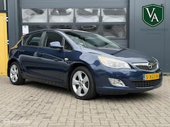 Opel Astra - 1.6 Selection | Airco | Cruise | trekhaak
