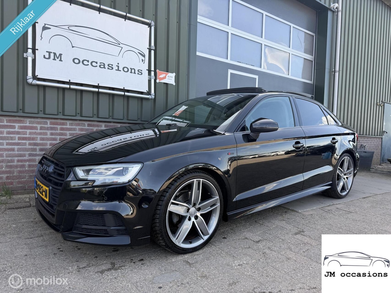 Audi A3 Limousine - 1.4 TFSI CoD S-Line|B&O|Pano|Camera|Matrix Led| - AutoWereld.nl