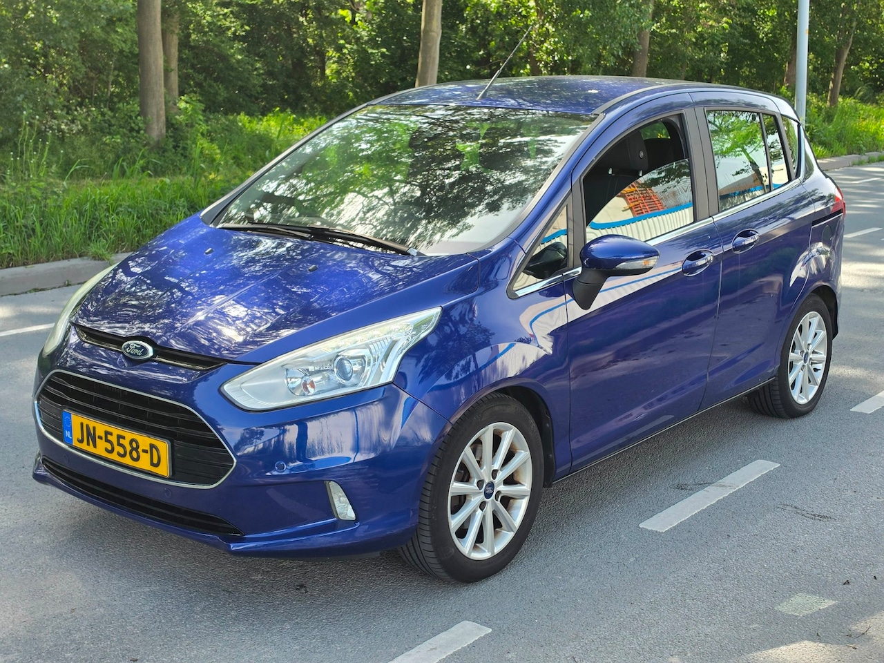 Ford B-Max - 1.0 EcoBoost Titanium / AIRCO / NAP - AutoWereld.nl