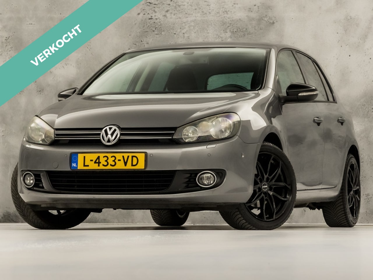Volkswagen Golf - 1.2 TSI Sport (SCHERM, CLIMATE, STOELVERWARMING, SPORTSTOELEN, LM VELGEN, PARKEERSENSOREN, - AutoWereld.nl