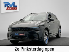Lynk & Co 01 - 1.5 261PK Plug-in Hybrid * Zwarte Hemel *360° Camera Pano/dak Apple/Carplay Adaptive/Cruis