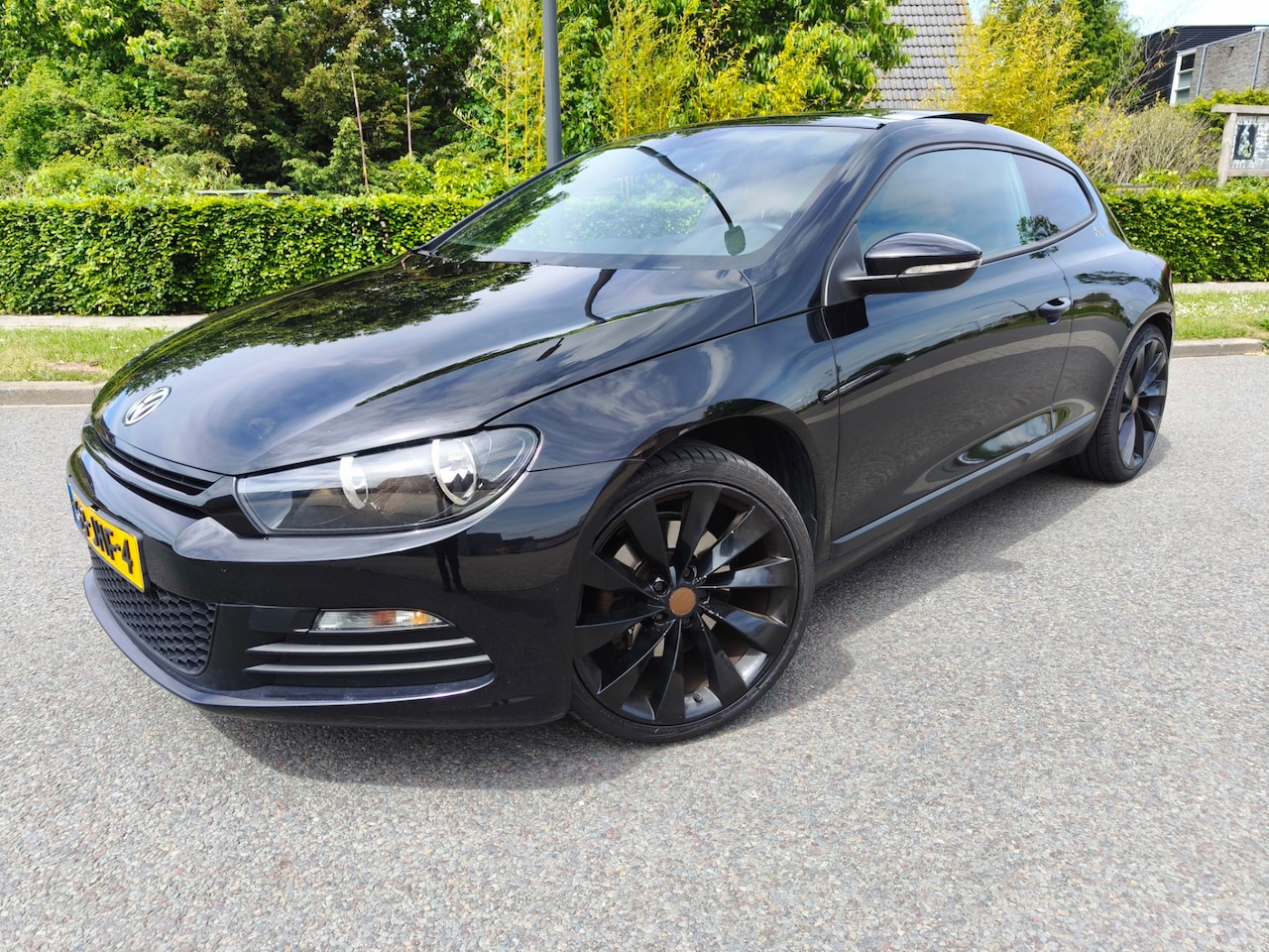 Volkswagen Scirocco - 1.4 TSI Highline Plus PANO|Cruise|19''|Leder|Stoelverwarming - AutoWereld.nl