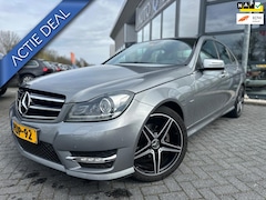 Mercedes-Benz C-klasse - 180 Ambition Avantgarde | Automaat | Climate | Navi | Cruise | PDC | Dealer onderhouden |