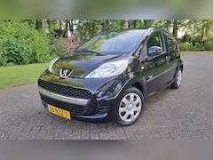 Peugeot 107 - 1.0-12V Millesim 200 AIRCO ISOFIX NW KOPPELING