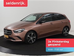 Mercedes-Benz B-klasse - 250e Urban Night | SOH 92% | Adaptive cruise | Stoelverwarming | Camera | Carplay | Sfeerv