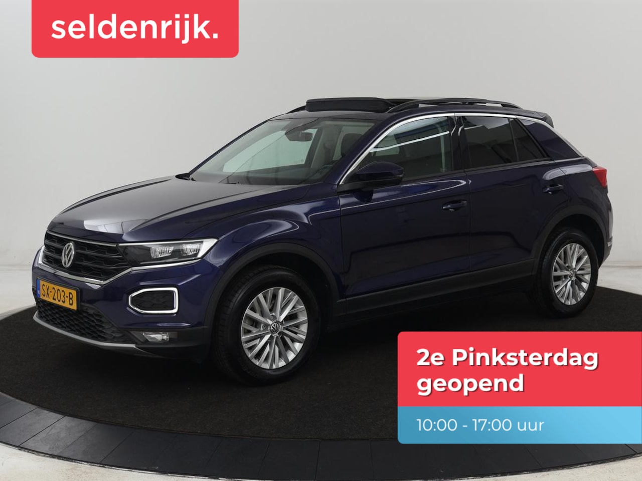 Volkswagen T-Roc - 1.5 TSI Style | Panoramadak | Trekhaak | Full LED | Carplay | Adaptive cruise | Navigatie - AutoWereld.nl