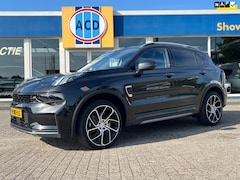 Lynk & Co 01 - 1.5 261pk PHEV 7DCTH | Black Line | Orig.NL | PanoramaDak | 360 graden Camera | Carplay |