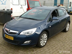 Opel Astra - 1.6 Selection