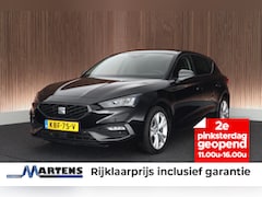 SEAT Leon - 1.4 TSI 204pk eHybrid PHEV FR Business Intense Stoelverwarming Navigatie