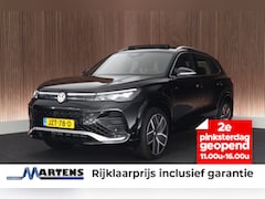Volkswagen Tiguan - 1.5 272pk eHybrid R-Line Edition Trekhaak Camera Keyless Massage Virtual Cockpit Panoramad