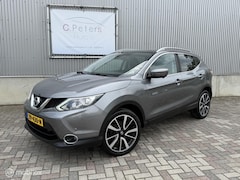 Nissan Qashqai - 1.2 Tekna 2015 / Trekhaak / Camera / Leer / Panoramadak / Dealeronderhouden NAP