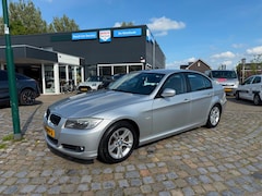 BMW 3-serie - 318i Business Line