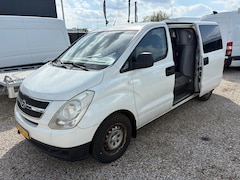 Hyundai H 300 - 2.5 CRDi Dubbele Cabine Motor Defect