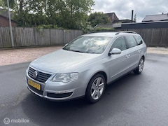 Volkswagen Passat Variant - 2.0 FSI Automaat Trendline