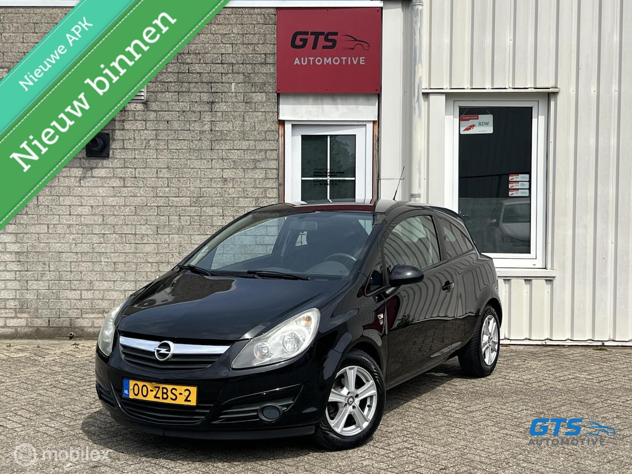 Opel Corsa - 1.4-16V '111' Edition Airco CruiseControl Nw.APK - AutoWereld.nl