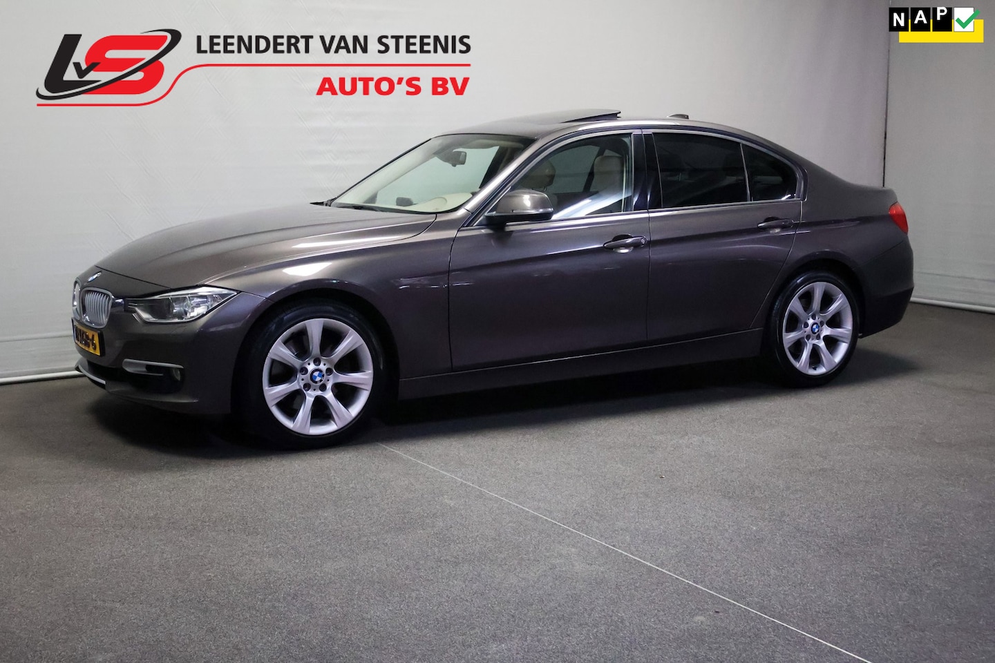 BMW 3-serie - 328i High Executive 328i High Executive - AutoWereld.nl