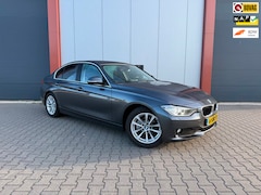 BMW 3-serie - 320i EfficientDynamics Edition Business